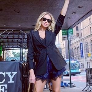 SELF PORTRAIT LACE-TRIMMED PLEATED CREPE SHORTS